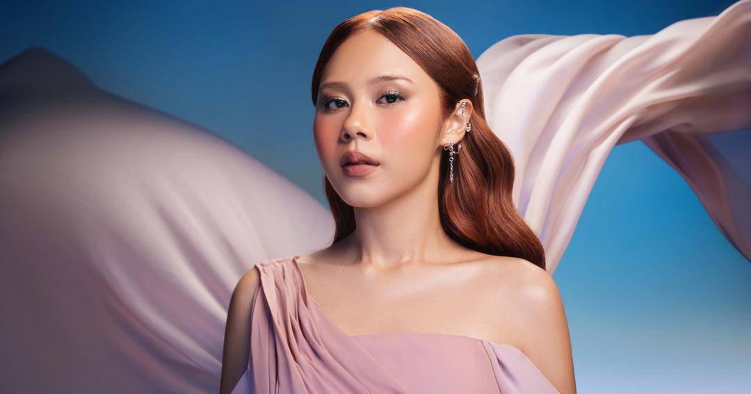 Kolaborasi Brand Lokal dengan Nadin Amizah di Hari Valentine